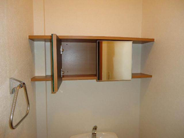 バーナビーの収納|トイレ収納