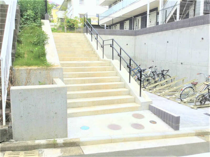 リブリ・たまプラーザのエントランス