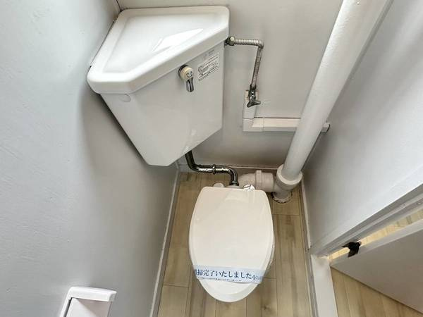 ビレッジハウス鳴滝17号棟のトイレ|ビレッジハウスの同一物件・同一タイプの間取りの写真です