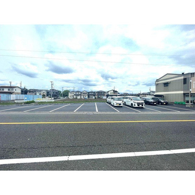 岐阜市萱場南２丁目の駐車場の駐車場
