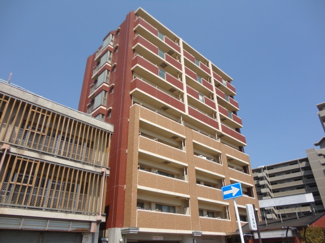 センチュリーアスカ9の外観