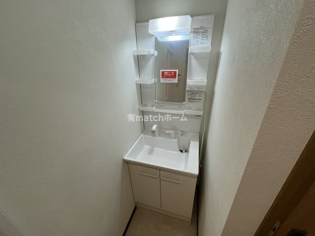 REVO門真の洗面所