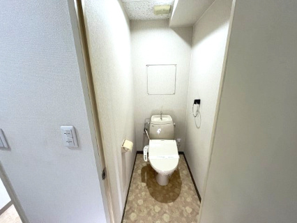 メゾン・ラ・フォーレの独立洗面台