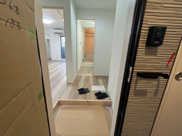 Lotus Vista Izumiの玄関