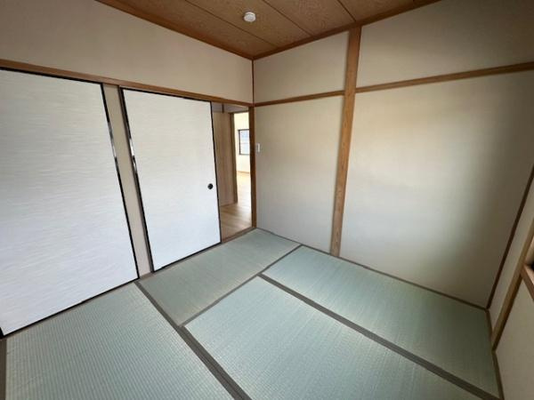 【寝室】