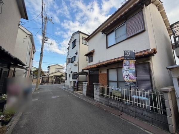 【前面道路含む現地写真】
