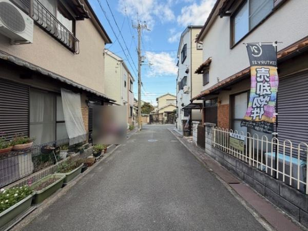 【前面道路含む現地写真】