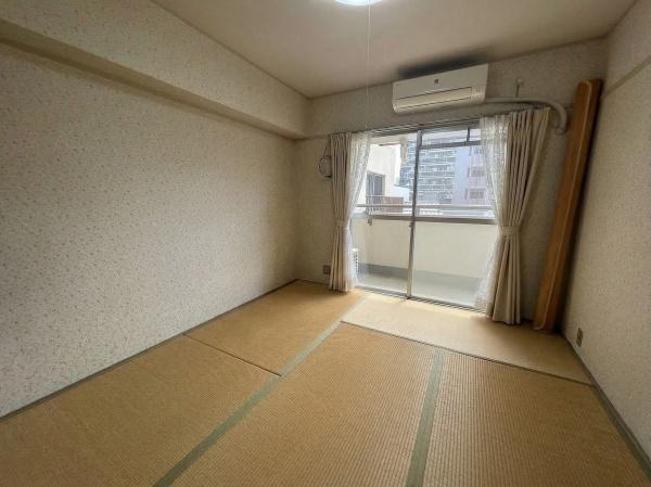 【和室】 | 都島ロイヤルハイツ | こちらの画像は、AIを用いて家具等を消しております。