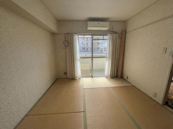 【和室】 | 都島ロイヤルハイツ | こちらの画像は、AIを用いて家具等を消しております。