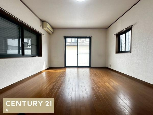 岩出市根来　中古戸建の居間・リビング