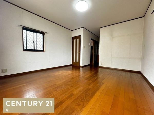 岩出市根来　中古戸建の居間・リビング