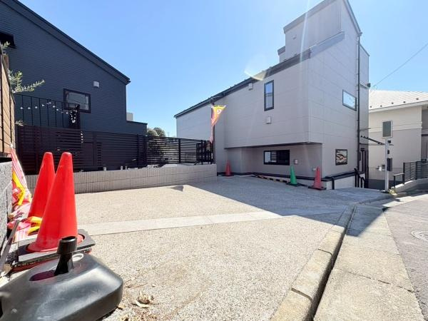 川崎市多摩区南生田１丁目の新築一戸建の駐車場|平面駐車場になります！