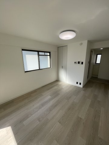 エルミーレ兵庫駅前の居間・リビング