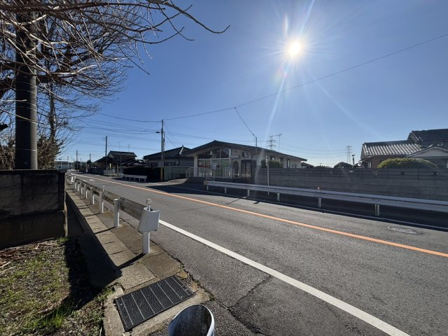 野田市関宿台町　売地の前面道路含む現地写真