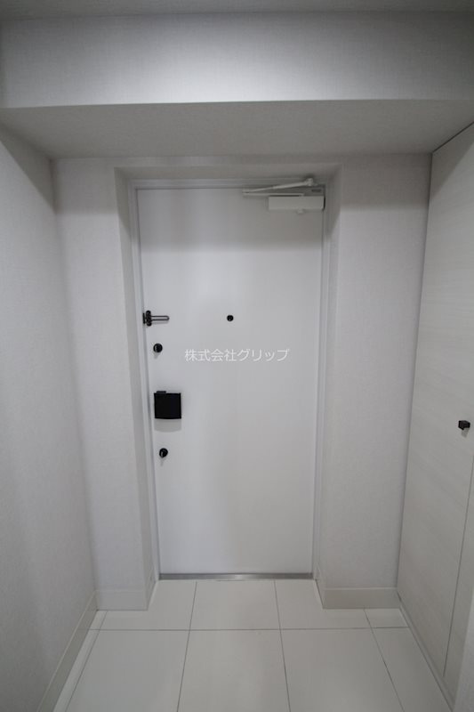 Le'a横濱天王町弐番館の玄関