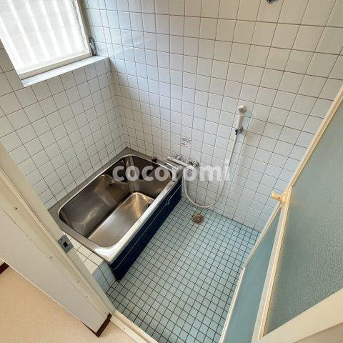 香里園山之手町戸建の浴室