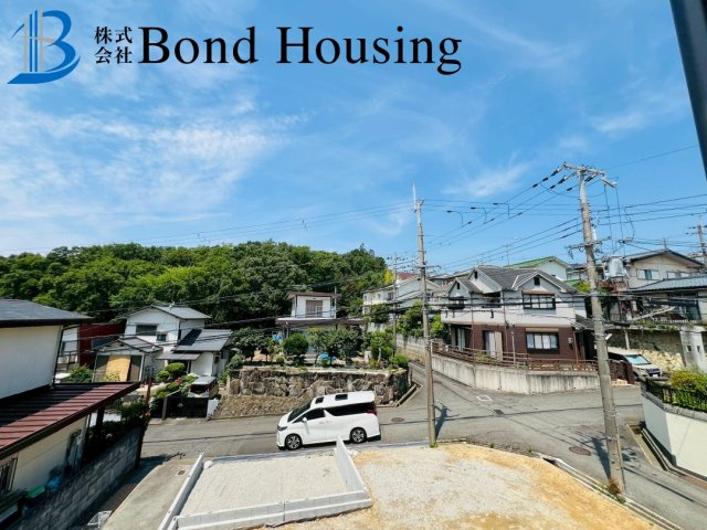 駐車並列２台　WIC付収納豊富　西区北山台２丁目　新築戸建の展望