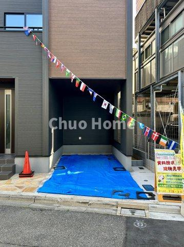 江戸川区船堀2丁目新築分譲住宅の駐車場|カースペース