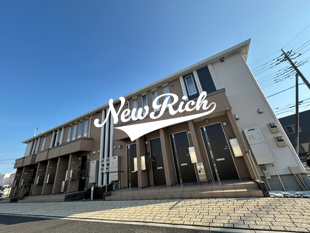 高崎市問屋町西２丁目のアパートの外観