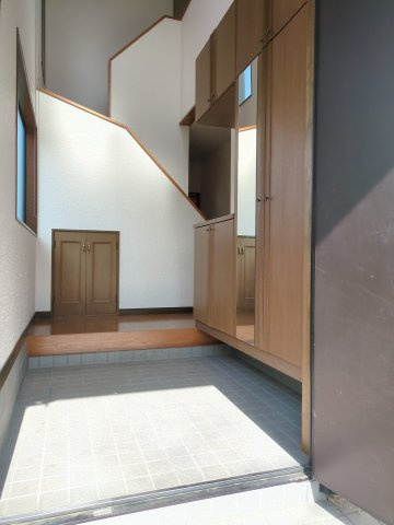 【玄関】 | 大網白里市みずほ台１丁目　中古戸建