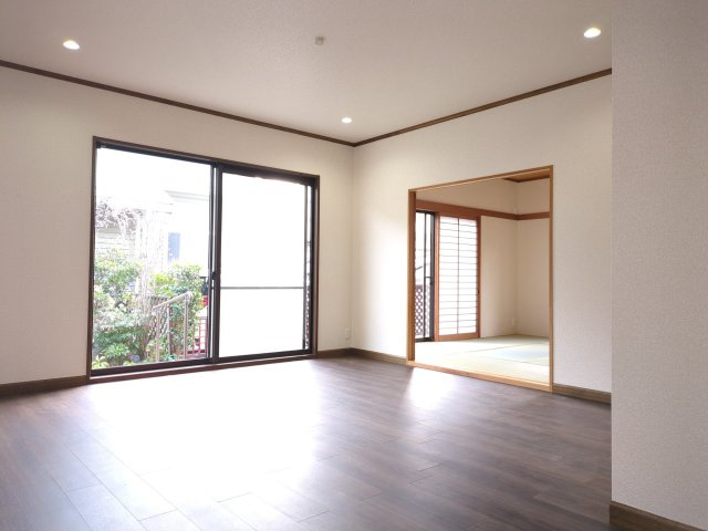 【居間・リビング】 | 大網白里市みずほ台2丁目　中古戸建