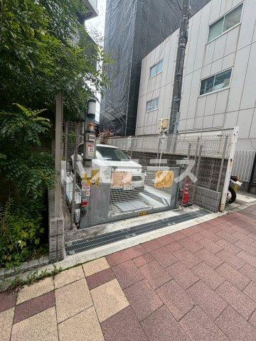 プレサンスKOBE須佐野ハーバルの駐車場