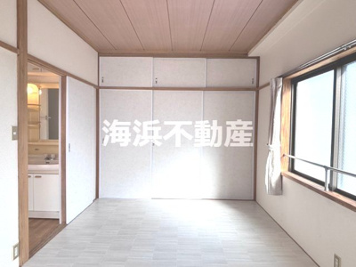 【洋室】 | 第八マチイビル（住居） | 5帖
