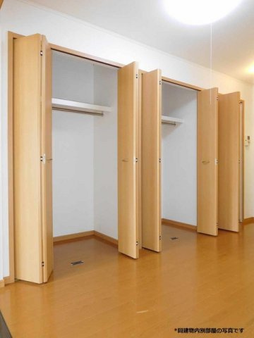 ヴィラ神明Ａの収納