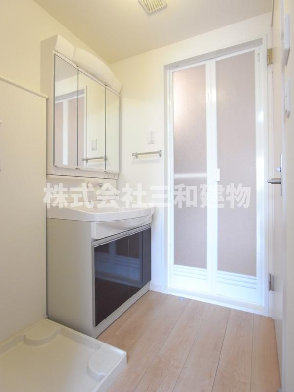 リブリ・広沢の洗面所