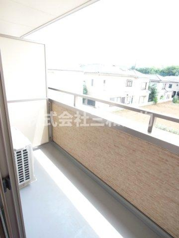 リブリ・広沢のバルコニー