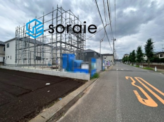 川越市諏訪町第2  全8棟 新築戸建　クレイドルガーデンの前面道路含む現地写真|令和8年7月6日撮影。