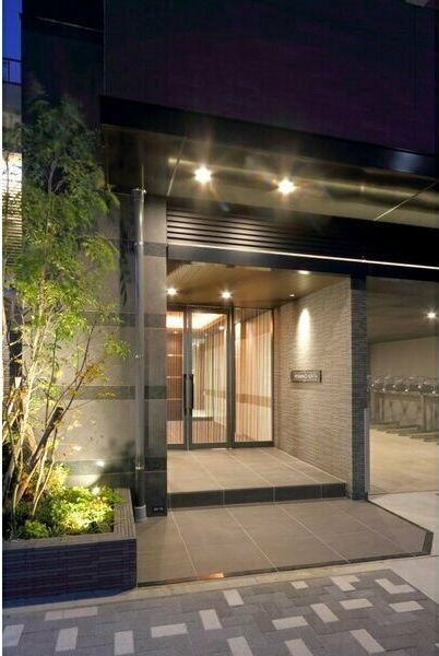 S-RESIDENCE堀田のエントランス
