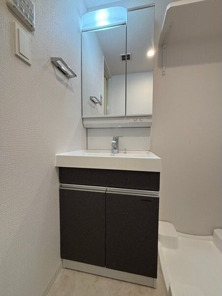 CREST TAPP黒川の独立洗面台