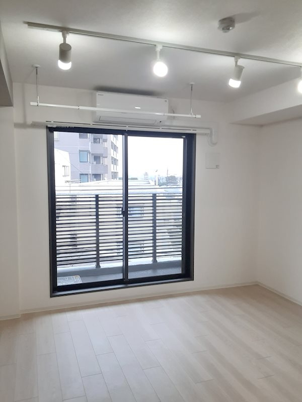 ＨＹ’ｓ　国分寺南町の居間・リビング