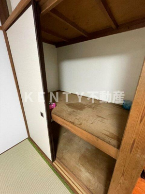 【収納】 | アサノ荘 | ちょっとした収納スペースも充実しています