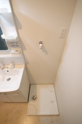 【設備】 | グランメゾン南余部 | 室内洗濯機置き場