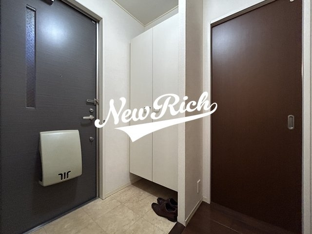 高崎市並榎町のアパートの玄関