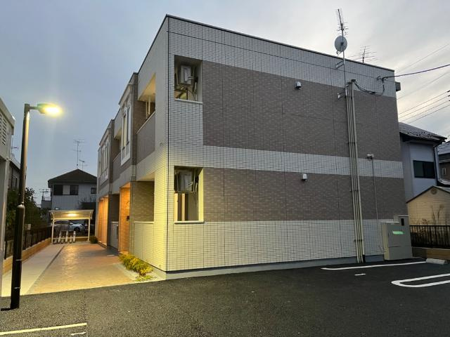 外観写真（夜）