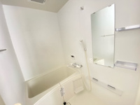 落ち着いた空間のお風呂です