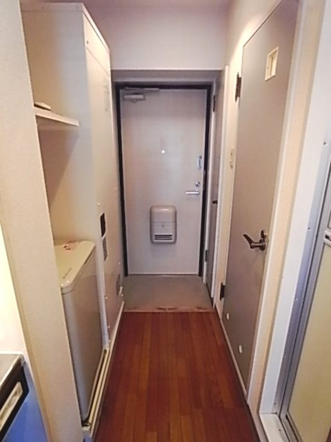 ワコーレ六甲アーベインの玄関