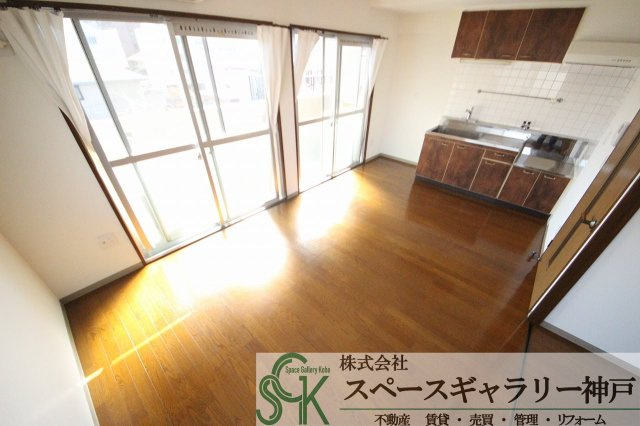 グランシャリオⅢの居間・リビング|※お部屋により仕様が異なる場合があります※