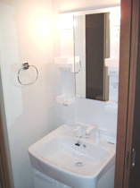 スペースが確保できる洗面所です