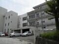 横須賀市立中央図書館 975m