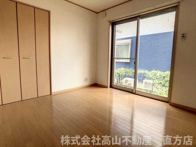 ラファールコートA棟の居間・リビング