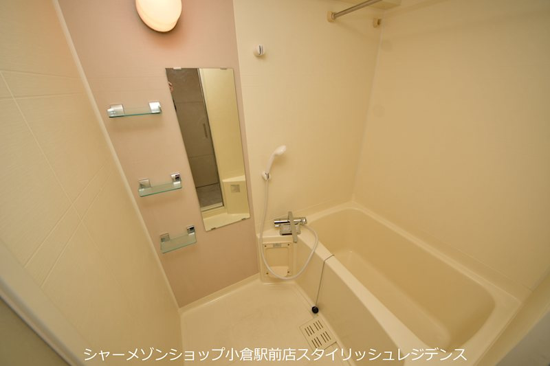 プルーム真鶴の浴室|現況と異なる場合は現況を優先します