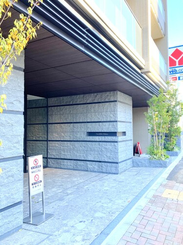 デュオヒルズ千種のエントランス