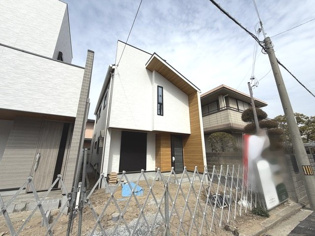 木造2階建て