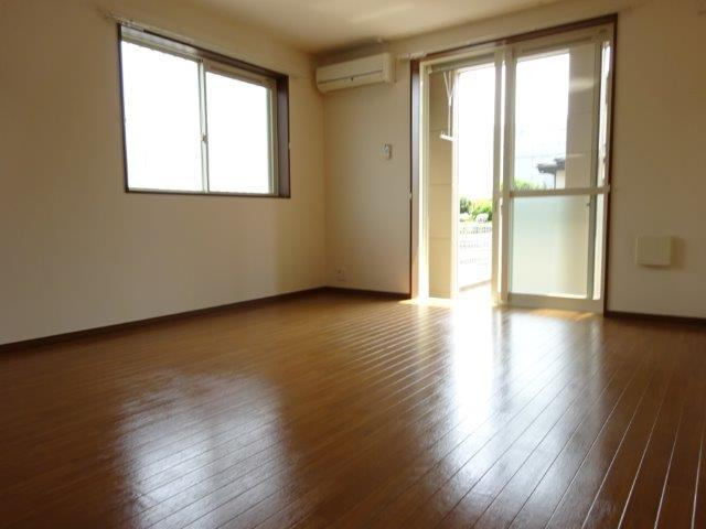 Ｔｈｅ　Ａｐａｒｔｍｅｎｔｓ　ＭｏＴｏの居間・リビング|リビング