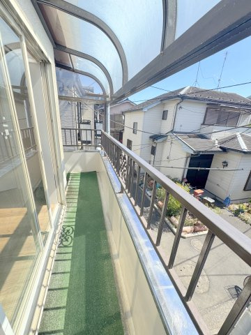KUWAHOUSEのバルコニー