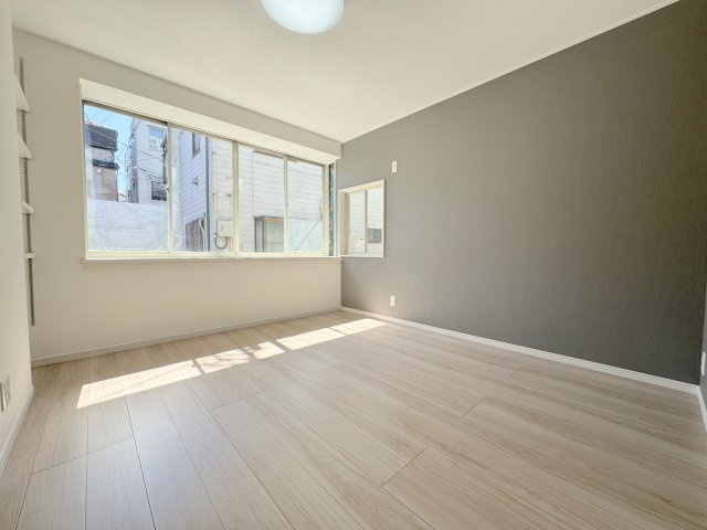 KUWAHOUSEの居間・リビング